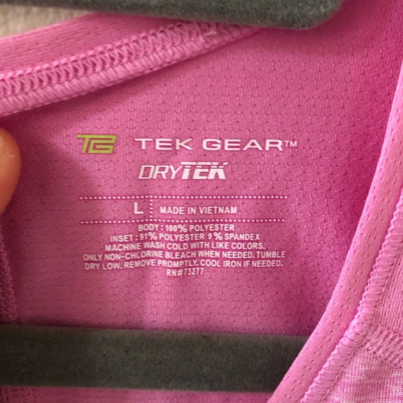 Athletic Tank Top Bundle (L) - Picture 7 of 10